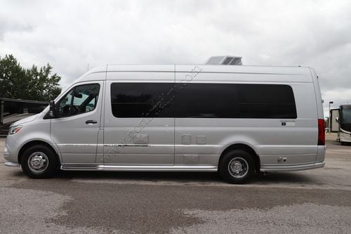 2026 Airstream Interstate 24GL AP Tommy Bahama