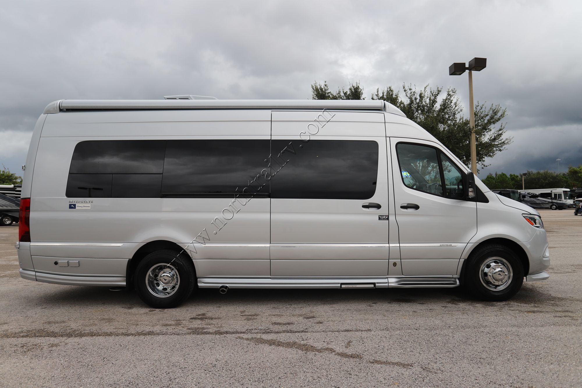 New 2026 Airstream Interstate 24GL AP Tommy Bahama Class B  For Sale