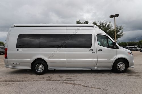 2026 Airstream Interstate 24GL AP Tommy Bahama