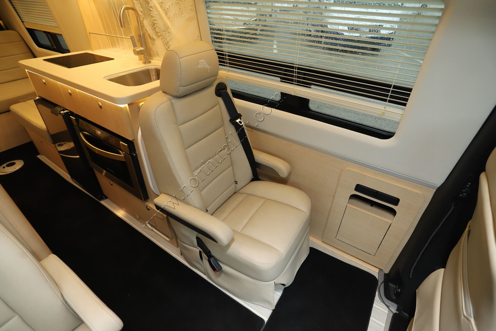 New 2026 Airstream Interstate 24GL AP Tommy Bahama Class B  For Sale