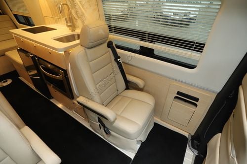 2026 Airstream Interstate 24GL AP Tommy Bahama