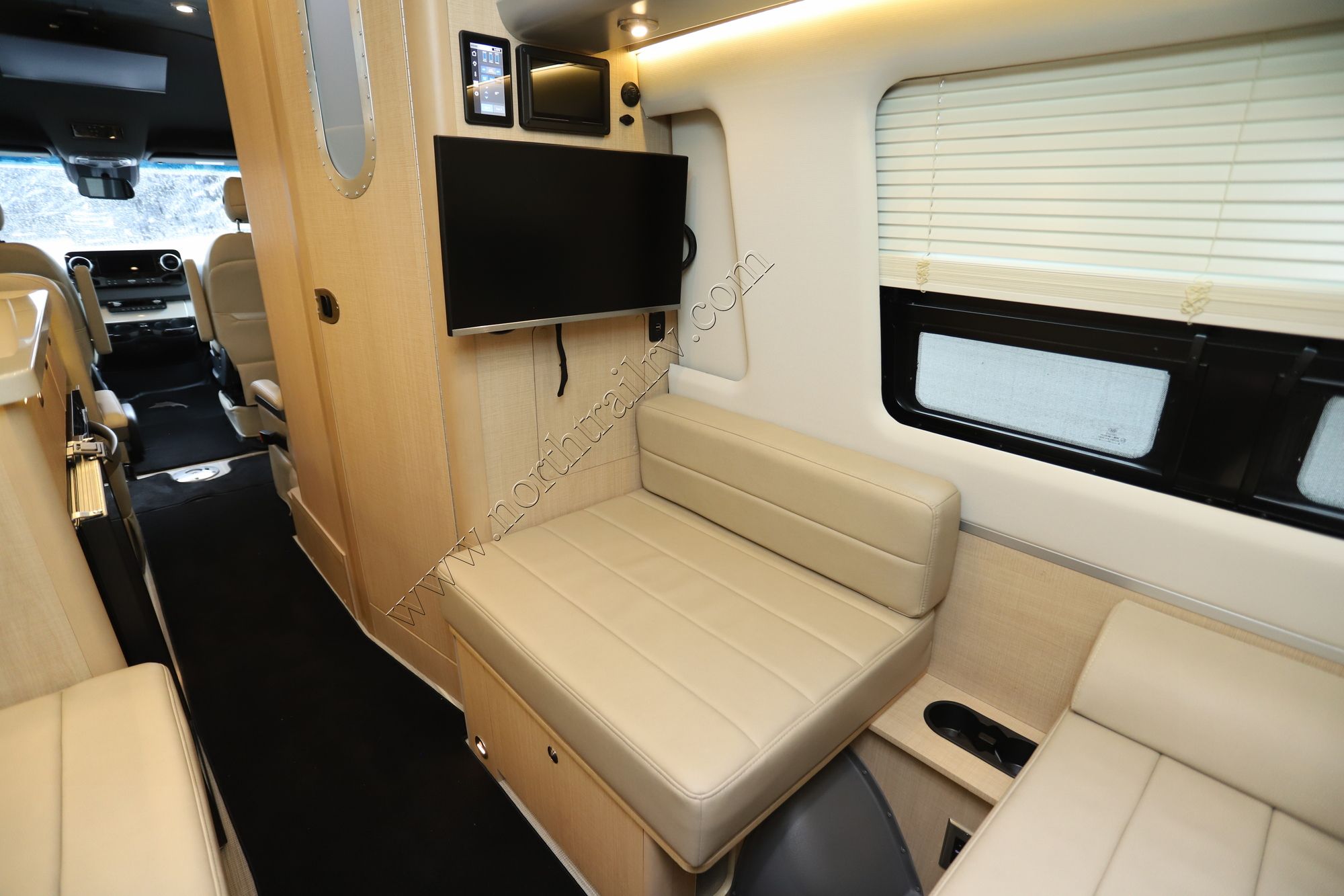 New 2026 Airstream Interstate 24GL AP Tommy Bahama Class B  For Sale