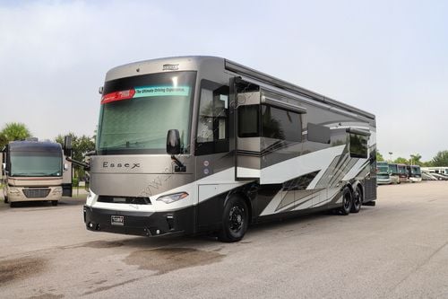 2026 Newmar Essex 4521
