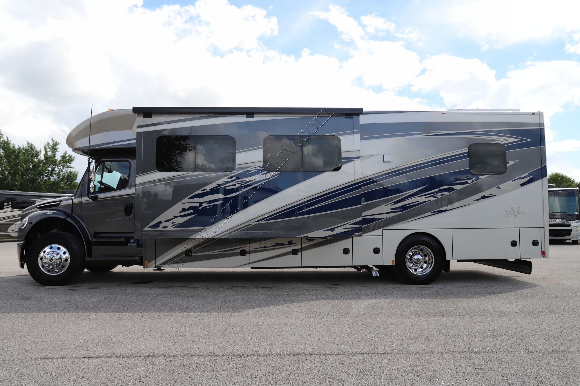 New 2026 Renegade Rv Verona 36VSB Super C  For Sale