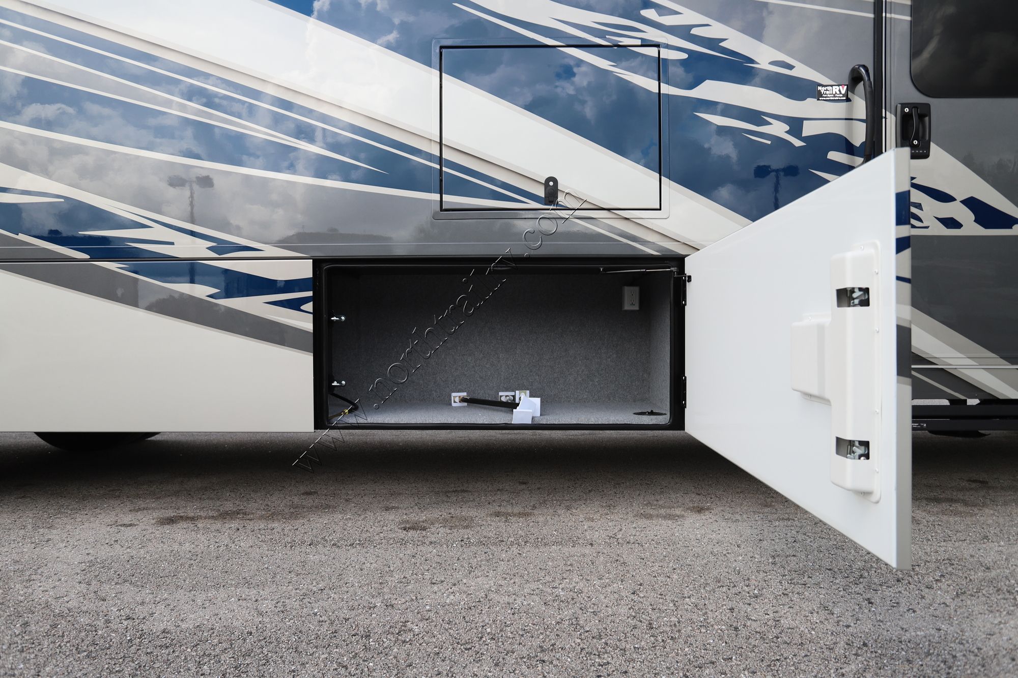 New 2026 Renegade Rv Verona 36VSB Super C  For Sale