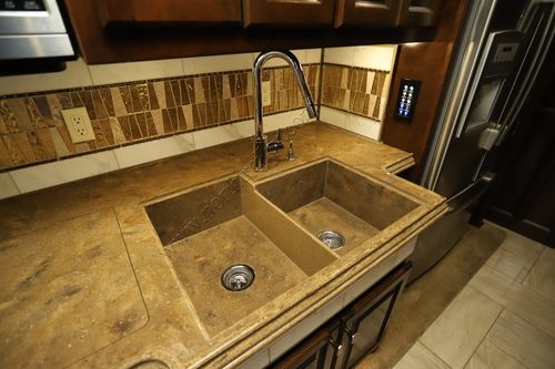2017 Tiffin Motor Homes Allegro Bus 37AP