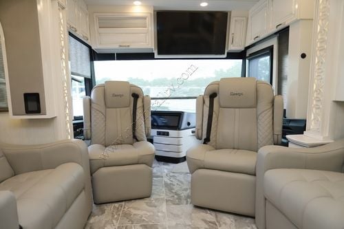 2026 Newmar Essex 4521
