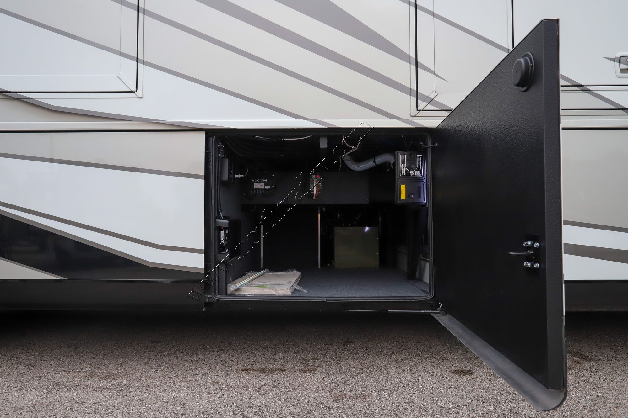 New 2026 Newmar Essex 4521 Class A  For Sale