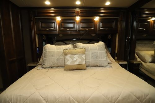 2017 Tiffin Motor Homes Allegro Bus 37AP