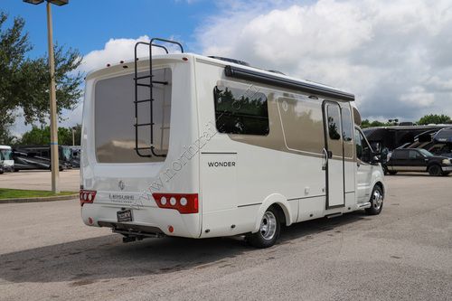 2025 Leisure Van Wonder 24RTB AWD