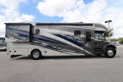 2026 Renegade Rv Verona 36VSB Super C