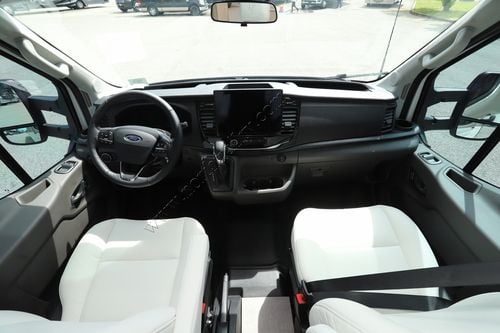 2025 Leisure Van Wonder 24RTB AWD