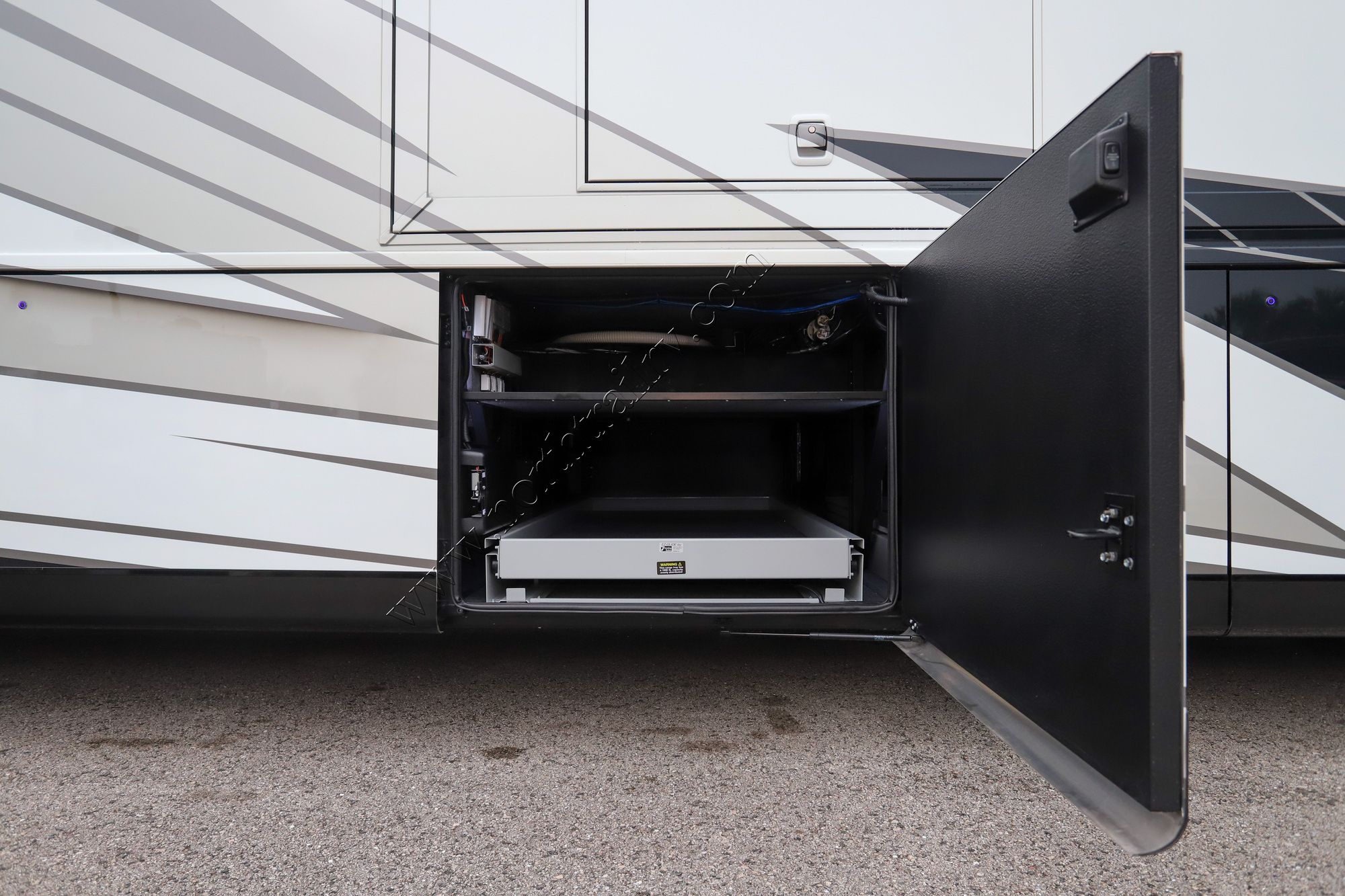 New 2026 Newmar Essex 4521 Class A  For Sale