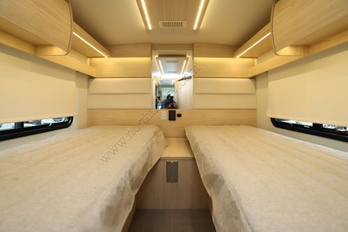 2025 Leisure Van Wonder 24RTB AWD