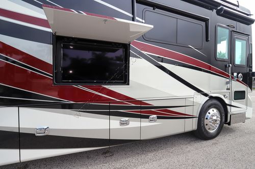 2017 Tiffin Motor Homes Allegro Bus 37AP