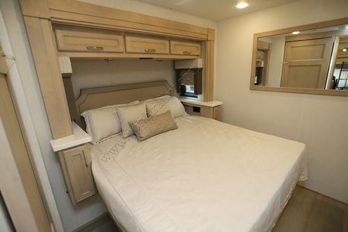 2026 Renegade Rv Verona 36VSB Super C