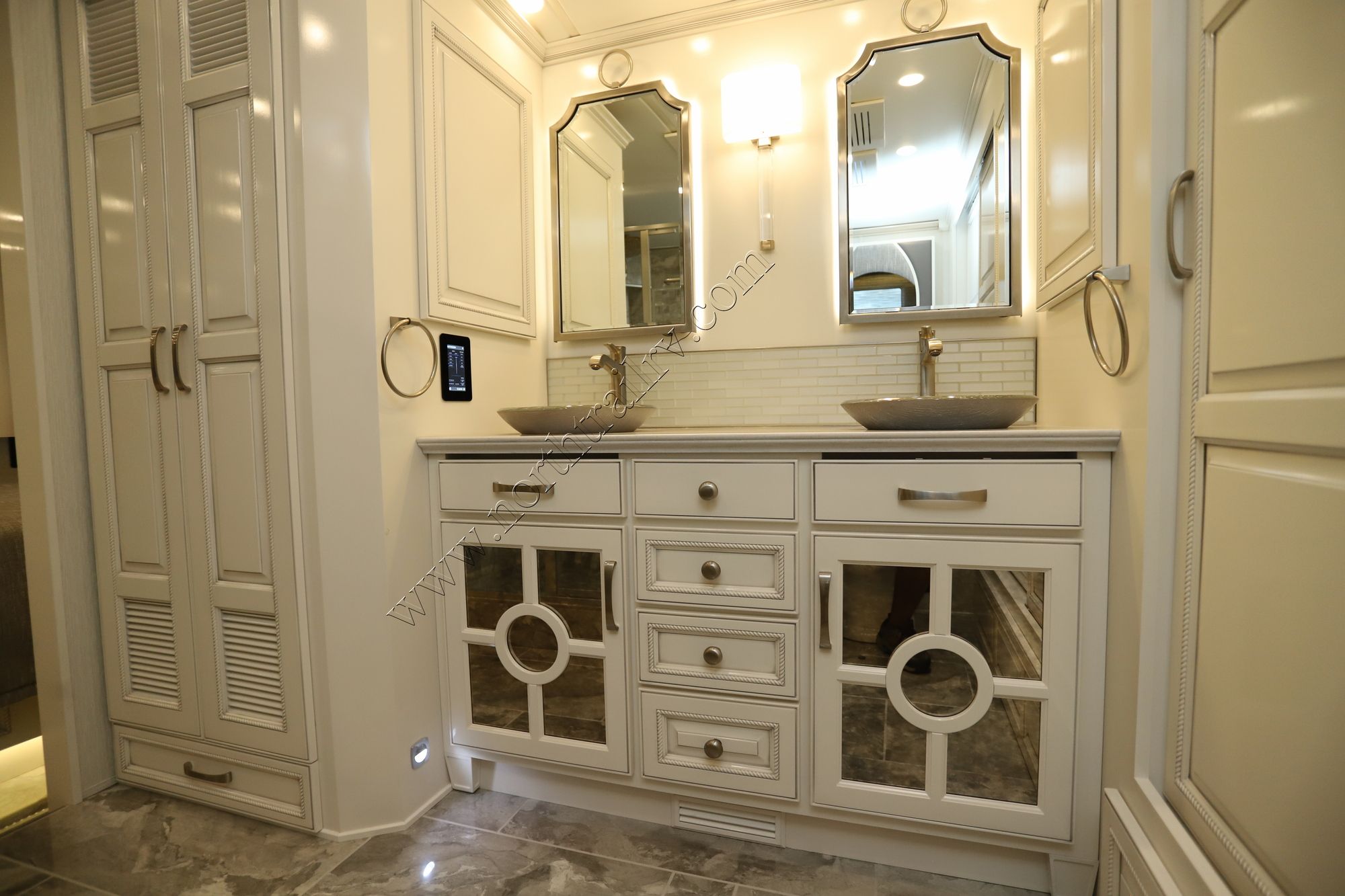 New 2026 Newmar Essex 4521 Class A  For Sale
