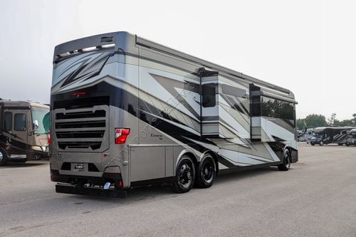 2026 Newmar Essex 4521