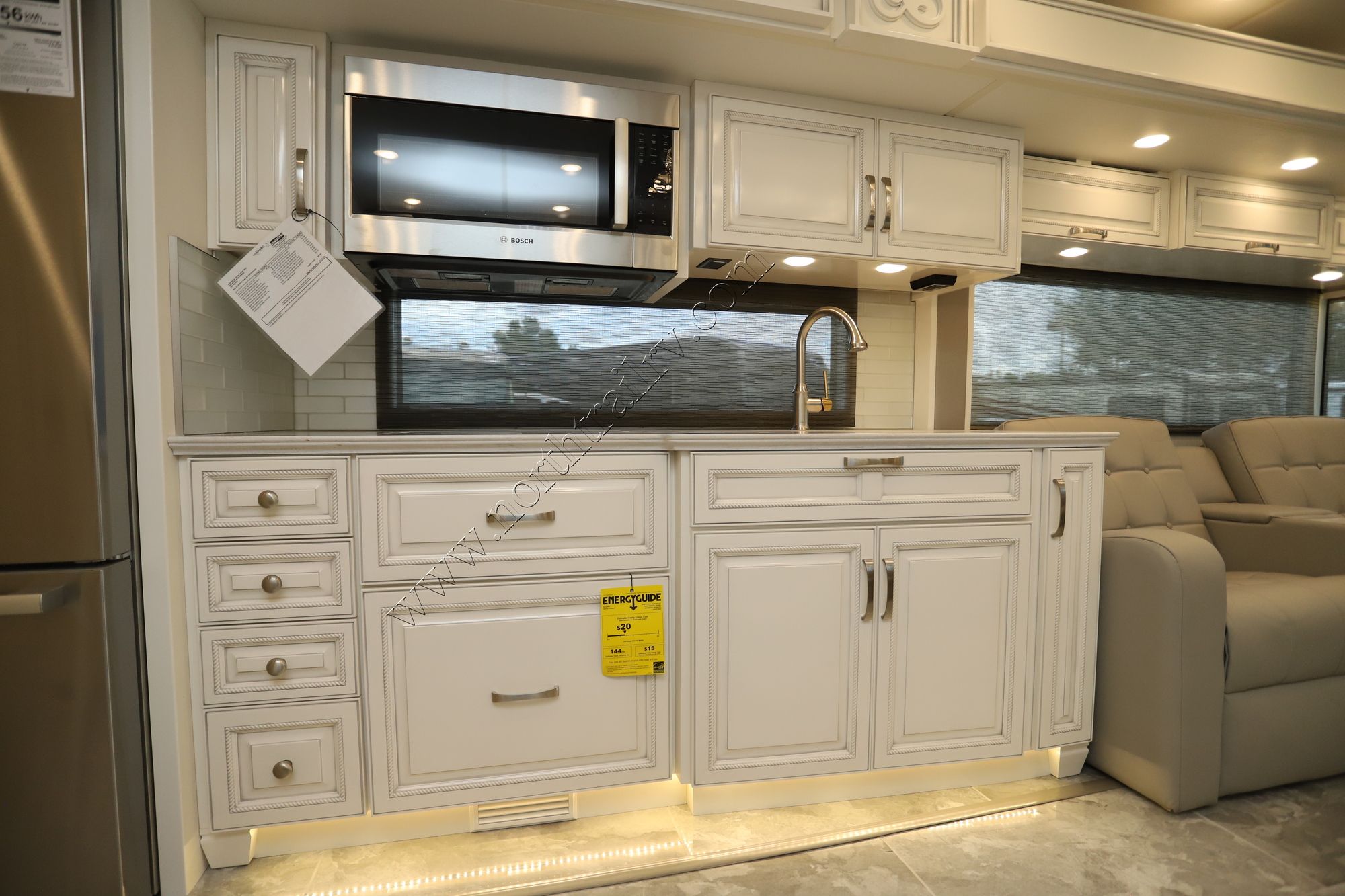 New 2026 Newmar Essex 4521 Class A  For Sale