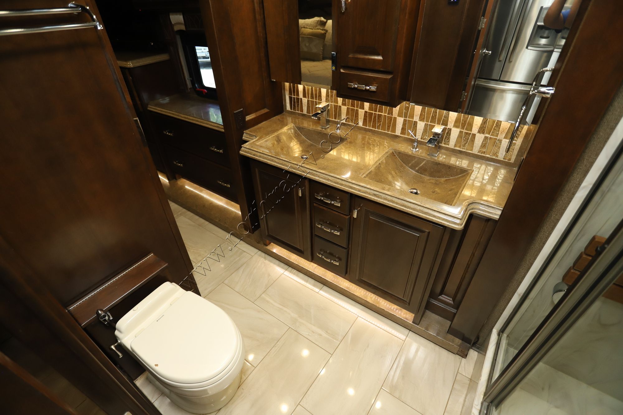 Used 2017 Tiffin Motor Homes Allegro Bus 37AP Class A  For Sale