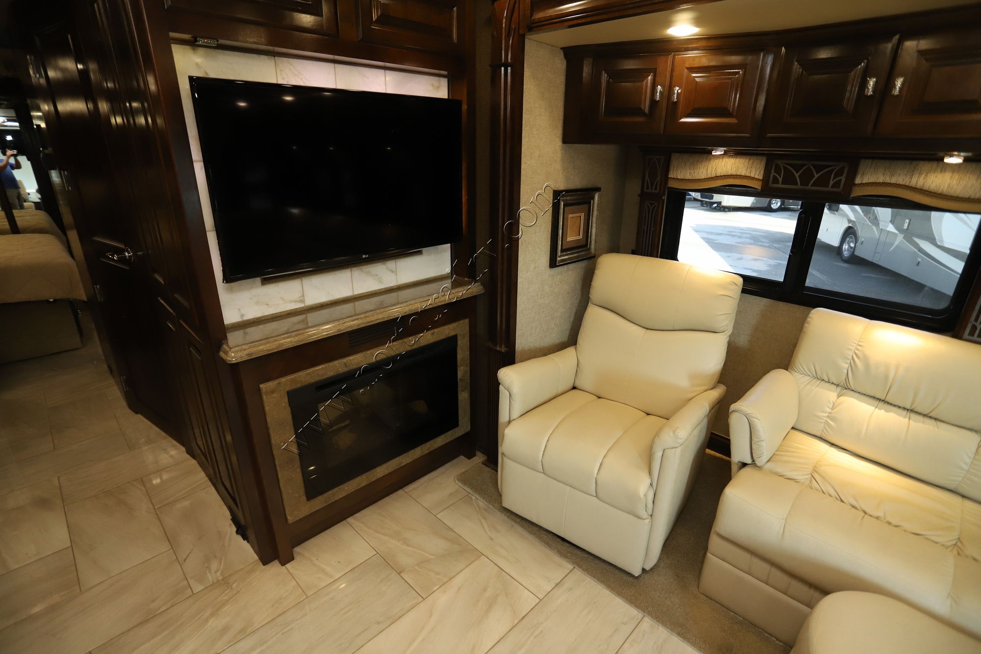 Used 2017 Tiffin Motor Homes Allegro Bus 37AP Class A  For Sale