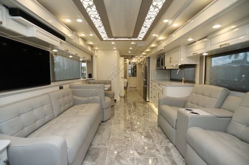 2026 Newmar Essex 4521