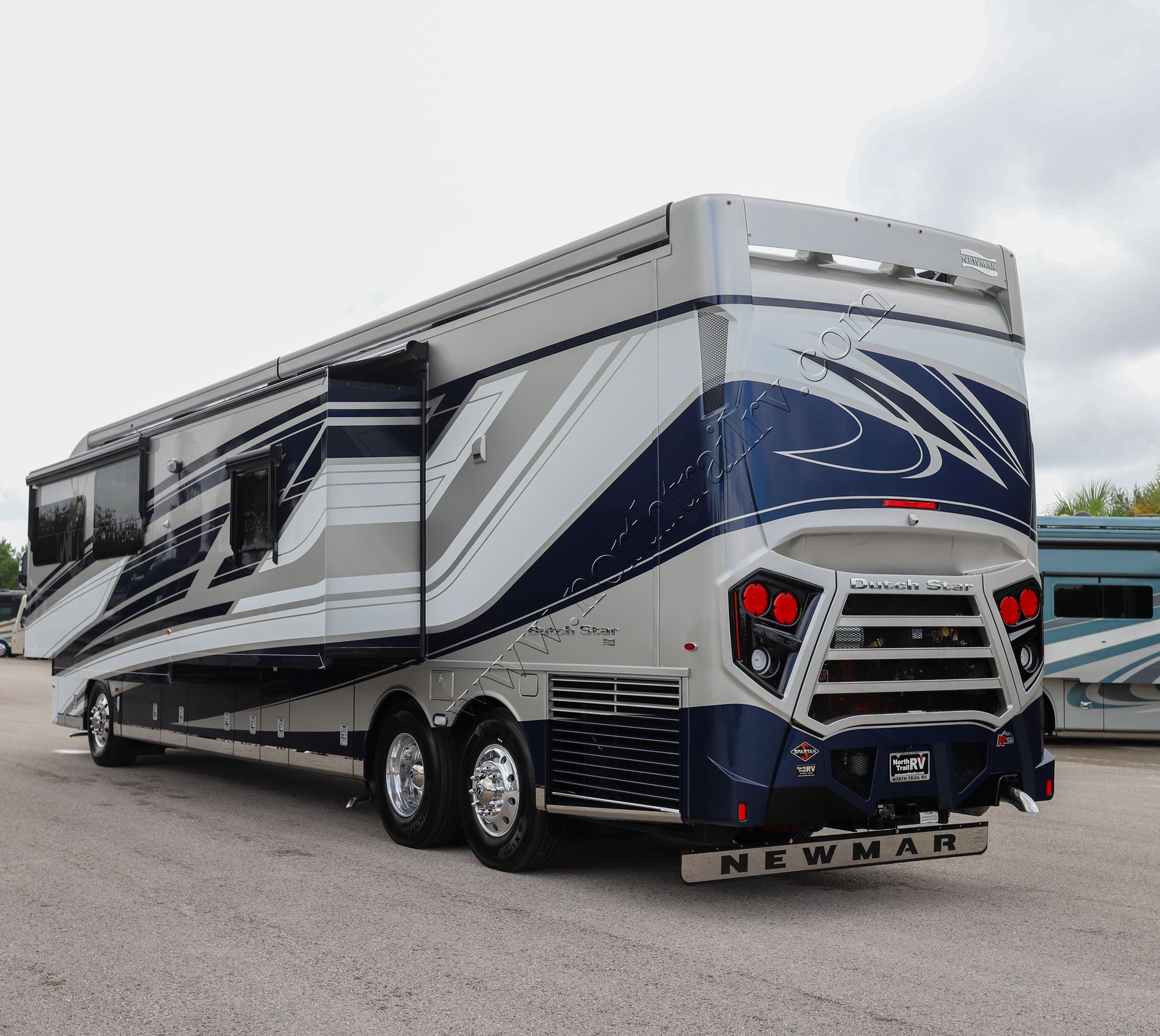 New 2026 Newmar Dutch Star 4369 Class A  For Sale