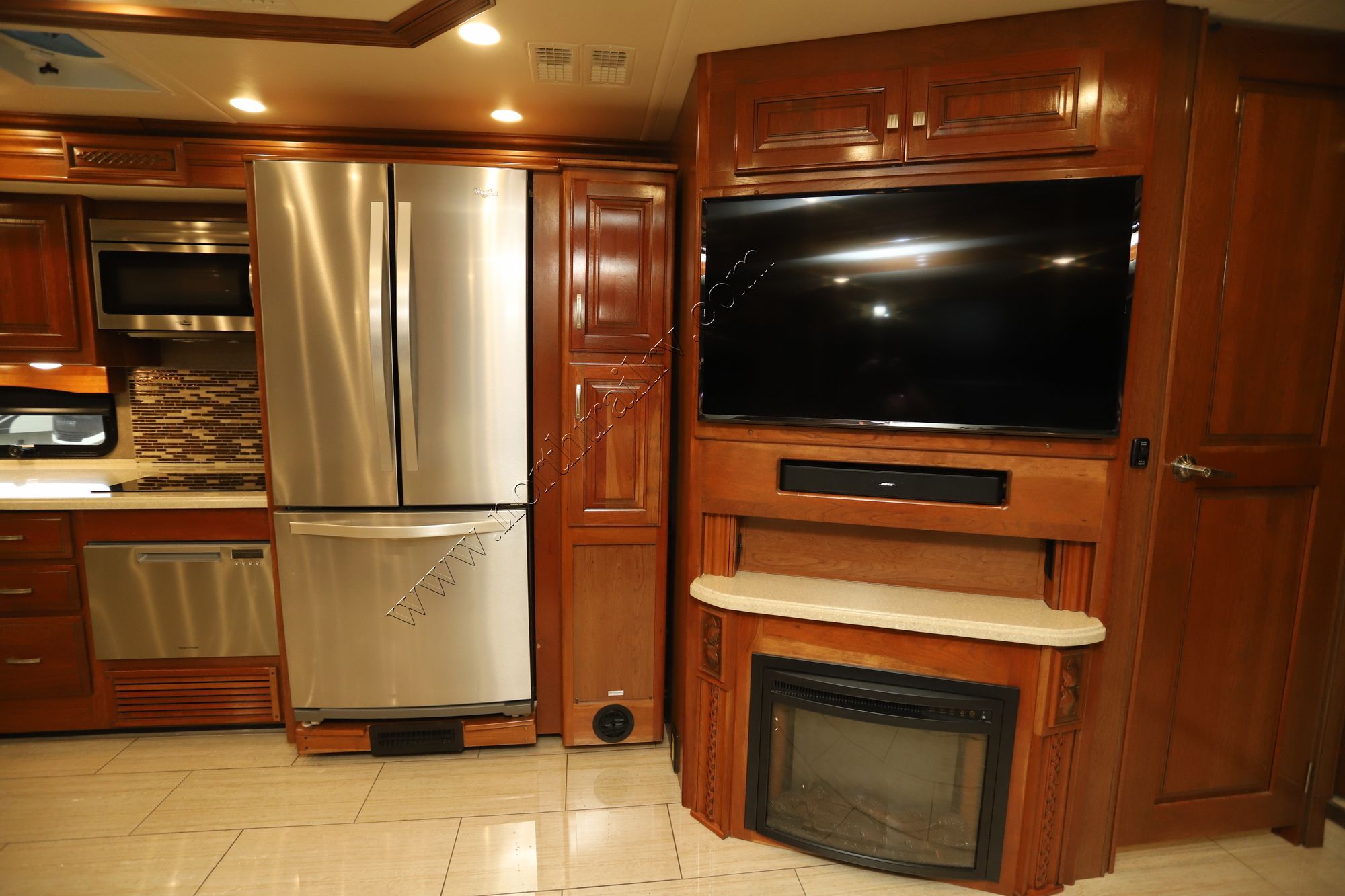 Used 2018 Holiday Rambler Endeavor Xe 38K Class A  For Sale