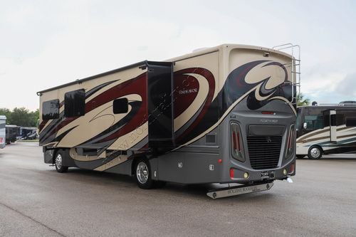 2018 Holiday Rambler Endeavor Xe 38K