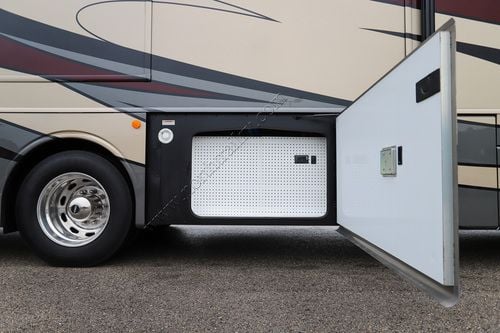 2018 Holiday Rambler Endeavor Xe 38K