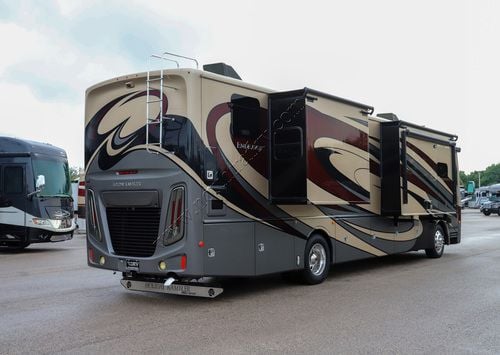2018 Holiday Rambler Endeavor Xe 38K