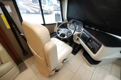 2018 Holiday Rambler Endeavor Xe 38K