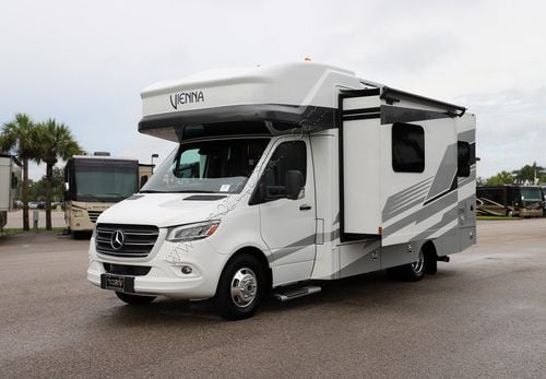 2025 Renegade Rv Vienna 25TBC