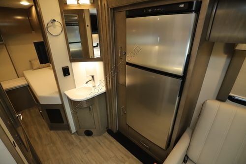 2025 Renegade Rv Vienna 25TBC