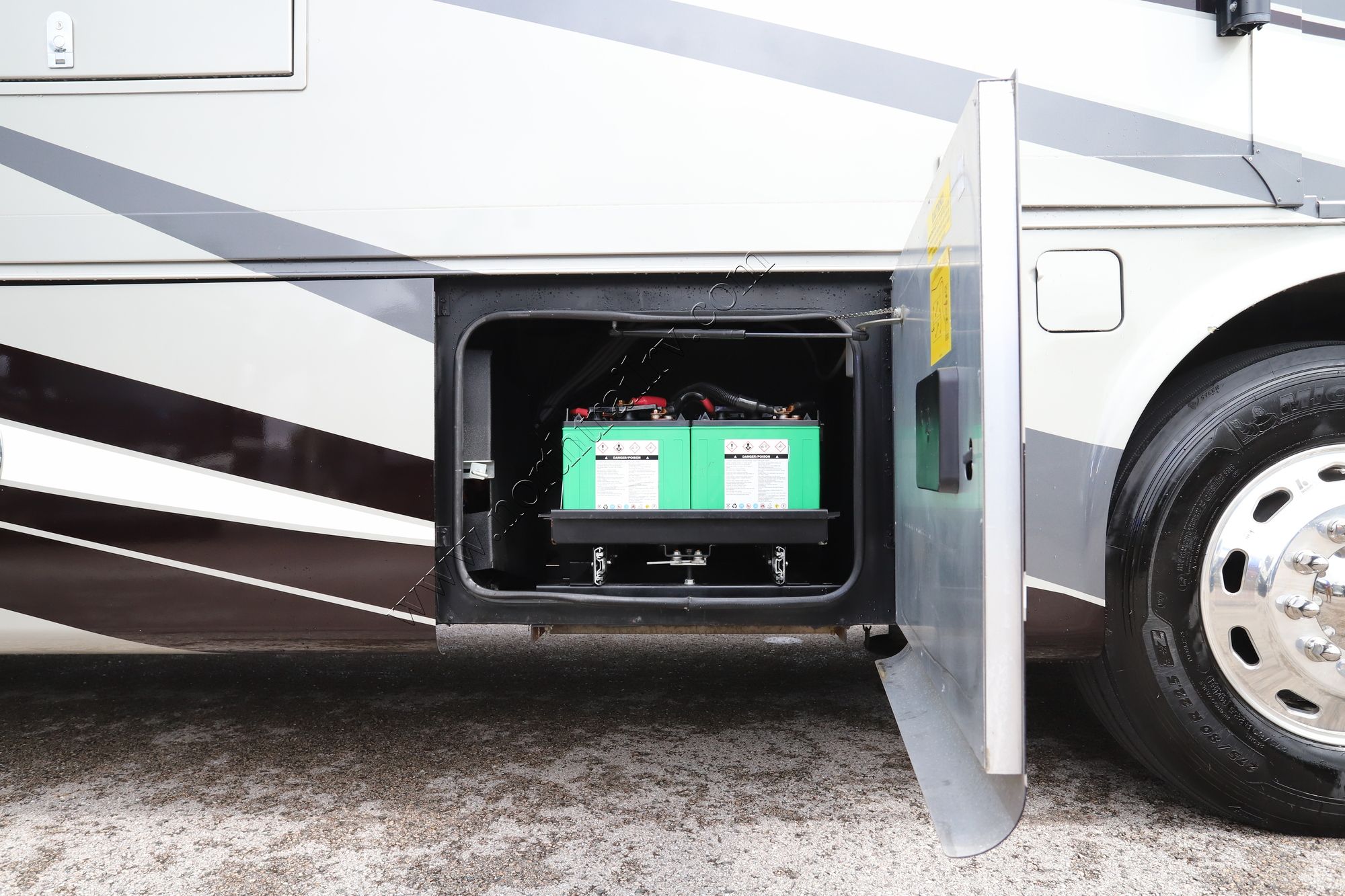 Used 2020 Tiffin Motor Homes Allegro Red 37BA Class A  For Sale