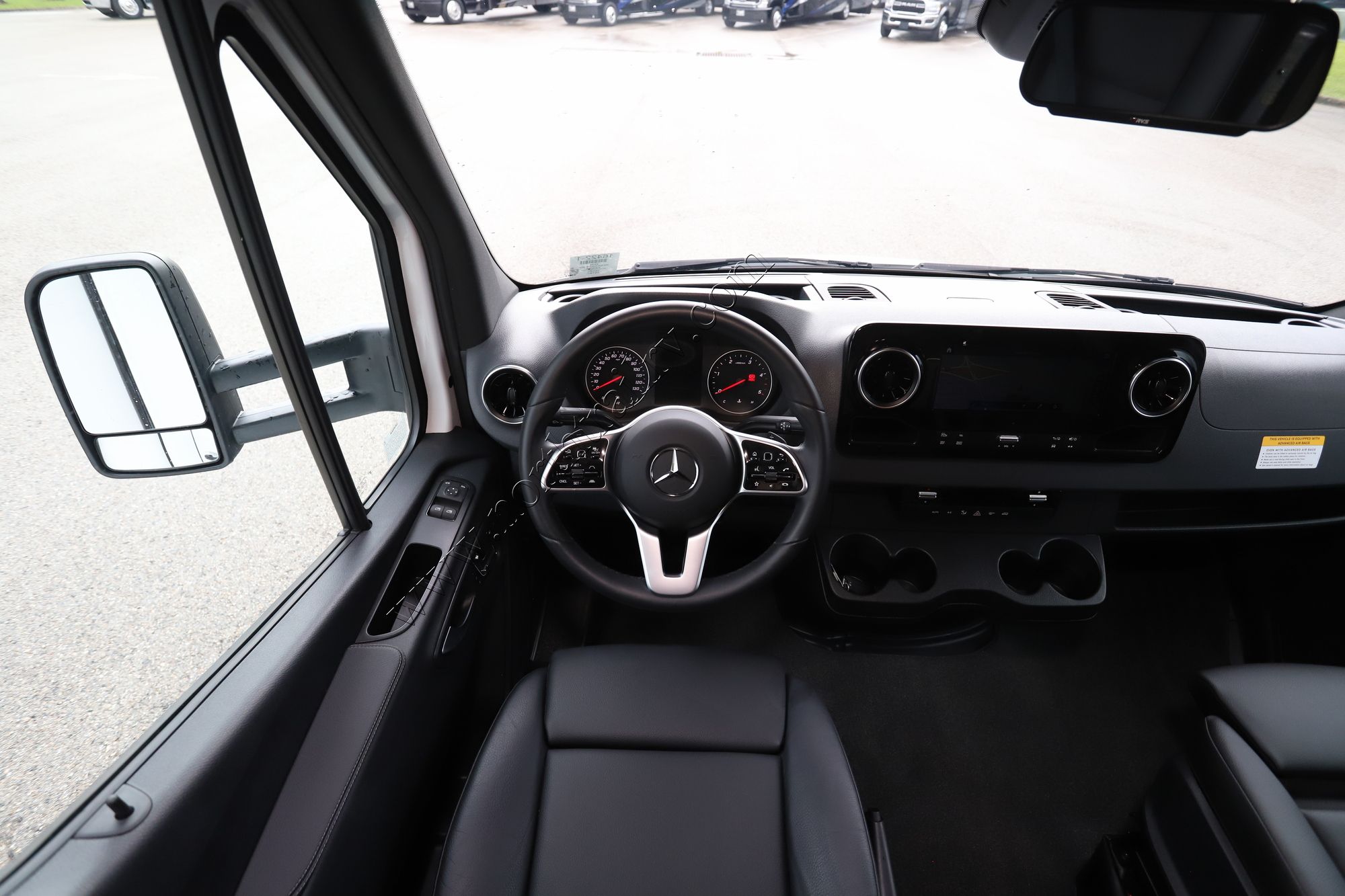 Used 2025 Renegade Rv Vienna 25TBC Class C  For Sale