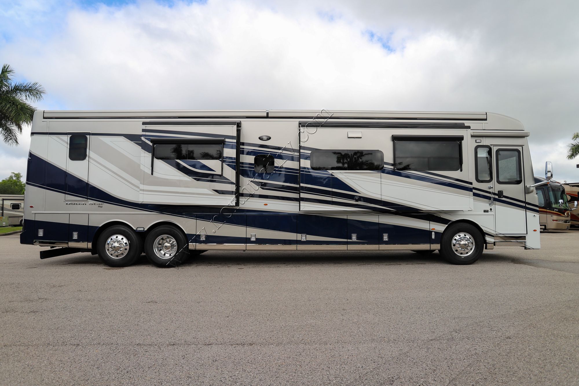 New 2026 Newmar Dutch Star 4369 Class A  For Sale
