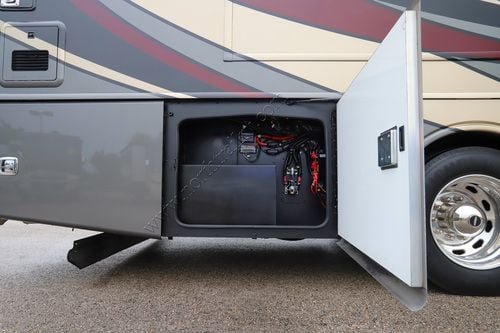 2018 Holiday Rambler Endeavor Xe 38K