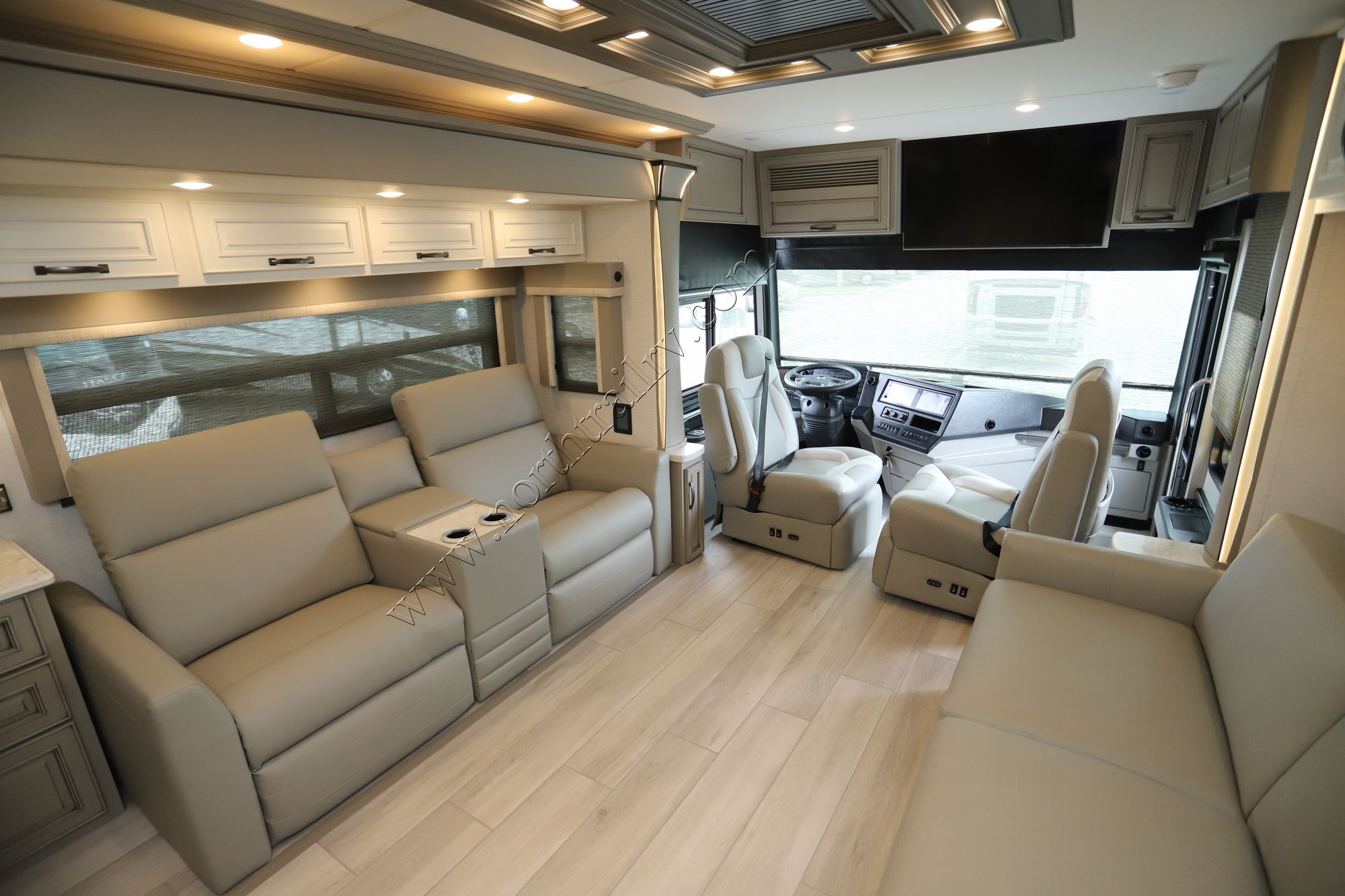 New 2026 Newmar Dutch Star 4369 Class A  For Sale