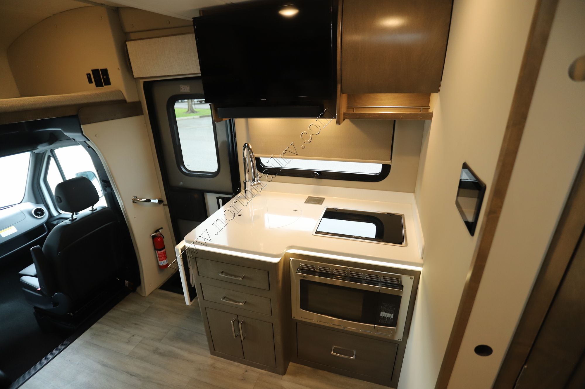Used 2025 Renegade Rv Vienna 25TBC Class C  For Sale