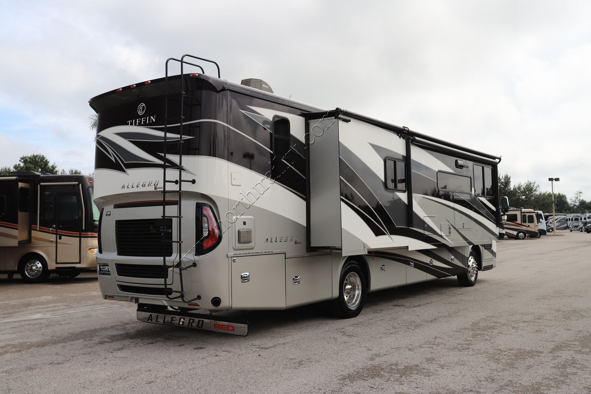 Used 2020 Tiffin Motor Homes Allegro Red 37BA Class A  For Sale