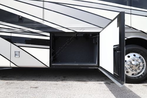 2022 Newmar Ventana 4037