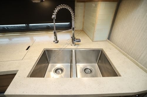 2022 Newmar Ventana 4037