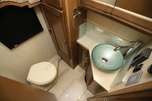 2022 Newmar Ventana 4037
