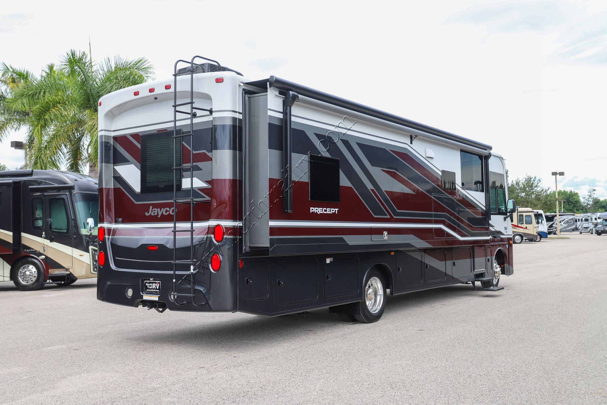 New 2026 Jayco Precept 34G Class A  For Sale