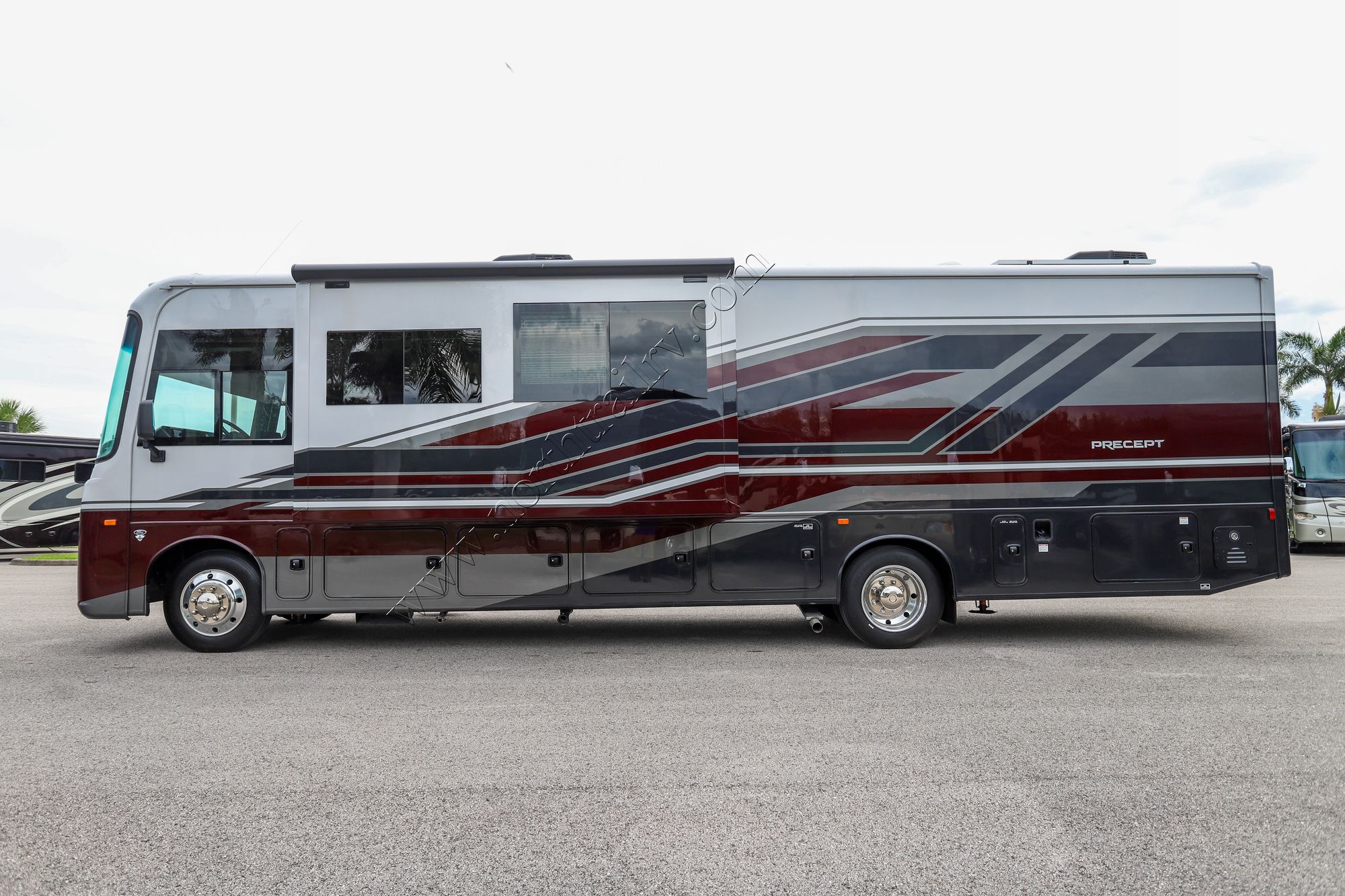 New 2026 Jayco Precept 34G Class A  For Sale