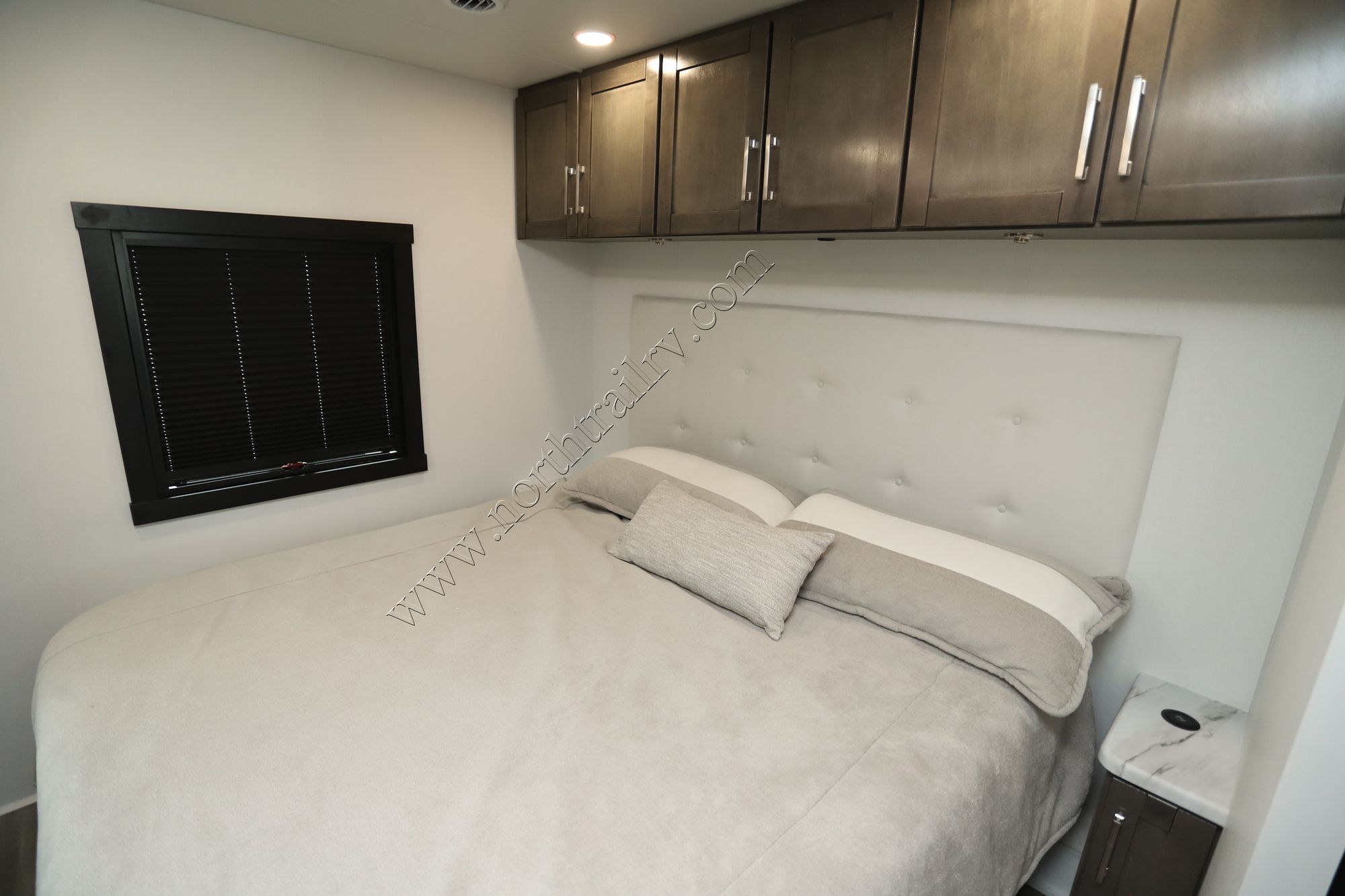 New 2026 Jayco Precept 34G Class A  For Sale