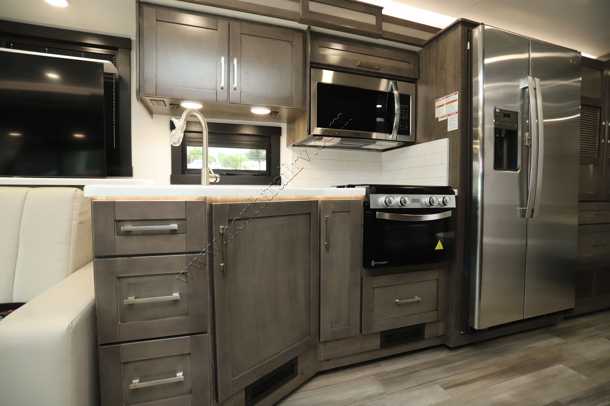 New 2026 Jayco Precept 34G Class A  For Sale
