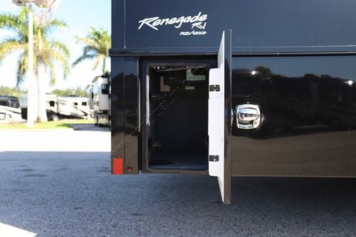 2021 Renegade Rv Classic 45CMR