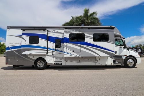 2024 Renegade Explorer 40ERB